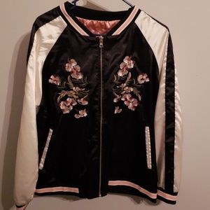 REVERSIBLE bomber jacket